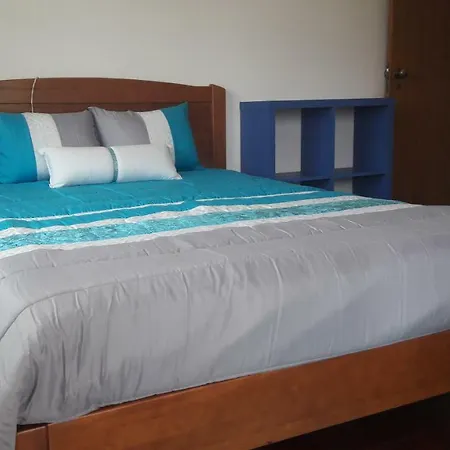 Apartamento T2 Com Piscina E Wifi A 150 M Da Praia Apartment