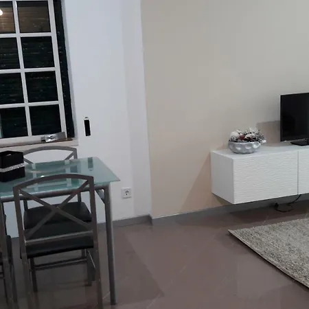 Apartment Apartamento T2 Com Piscina E Wifi A 150 M Da Praia *